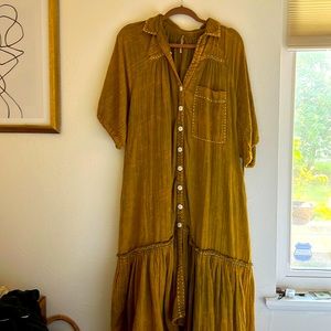 Free people boho beachy oversized midi dress with white buttons and draw strings